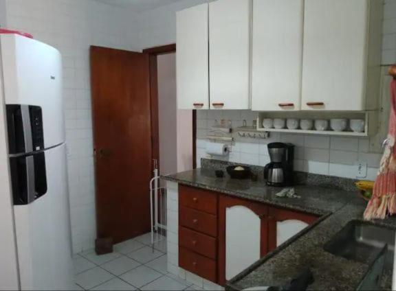 Apartamento Charmoso Em Frente A Praia Em Cabo Frío Exterior foto